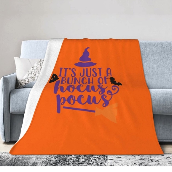 Hocus Pocus Throw Blanket - Picture 1 of 3